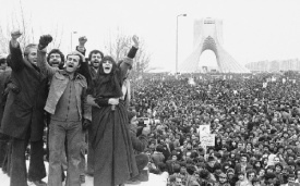 دانلود تحقیق نتایج و پیامدهای سیاسی انقلاب اسلامی ایران