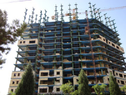 پروژه طراحی سازه های فولادی ساختمان 10 طبقه فولادی با خطر زلزله زیاد