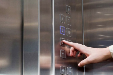 پاورپوینت 16 اسلایدی در مورد آسانسور و نحوه ی عملکردِ آن