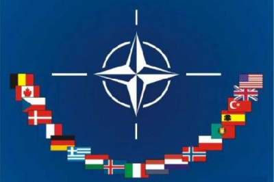 پاورپوینت کامل و جامع با عنوان سازمان پیمان آتلانتیک شمالی یا ناتو (NATO) در 17 اسلاید