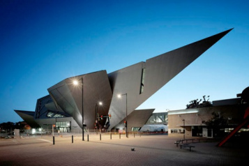 معماری و مشخصات موزه هنر دنورو نمای چند ساختمان در لس آنجلس