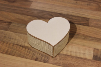 دانلود فایل اماده لیزر برش چوبی جعبه به شکل قلب با فرمت svg لیزر برش co2