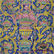 کاشی لعابدار هفت رنگ با نقش گلدانی -کد 173