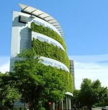 پاورپوینت ساختمان‌های سبز و چند نمونه از معماری پایدار