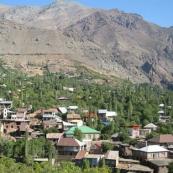 بررسی معماری روستای زردبند