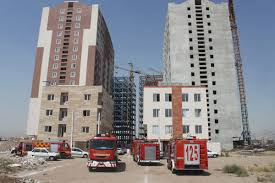 پاورپوینت با موضوع بررسی چگونگی عملیات اطفاء حریق و امداد و نجات در ساختمان های  بلند مرتبه